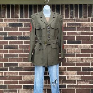 Vintage USMC Wool Coat w/ Belt – 1960s Military Jacket (XS/S)